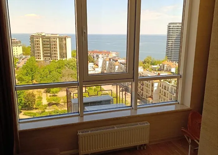 Apartman Frantsuzky Bulvar 60 G *