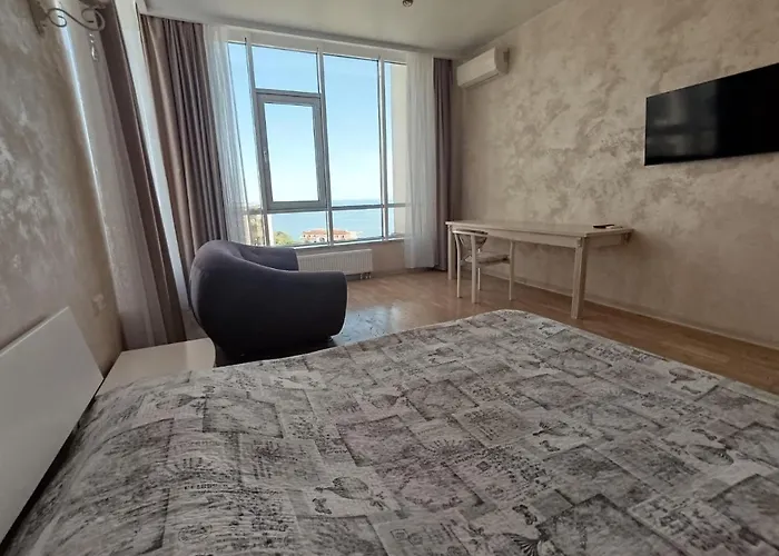 Frantsuzky Bulvar 60 G Apartment