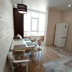 Apartament Frantsuzky Bulvar 60 G *